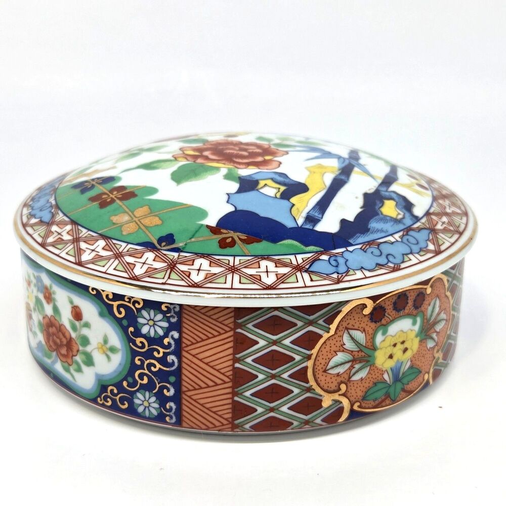 Imari Ware Japan IVAN ART 6"D X 2"H Japanese Covered Candy Dish Or Trinket Dish